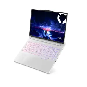 Ноутбук Lenovo Legion Pro 7 16IAX10H Glacier White (83F500RKRA) UA