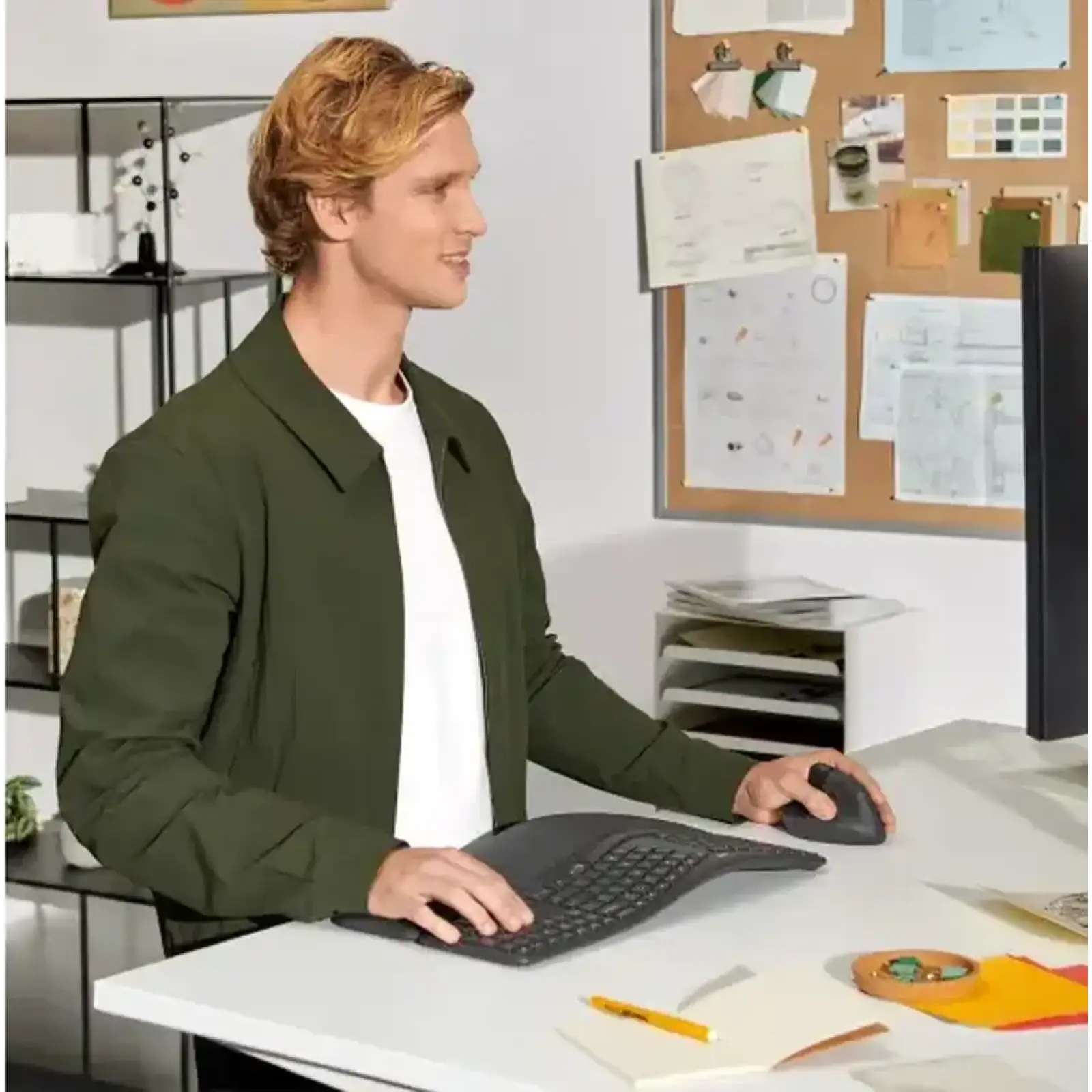 Миша LOGITECH Lift Vertical Ergonomic Wireless/BT Graphite (910-006474)