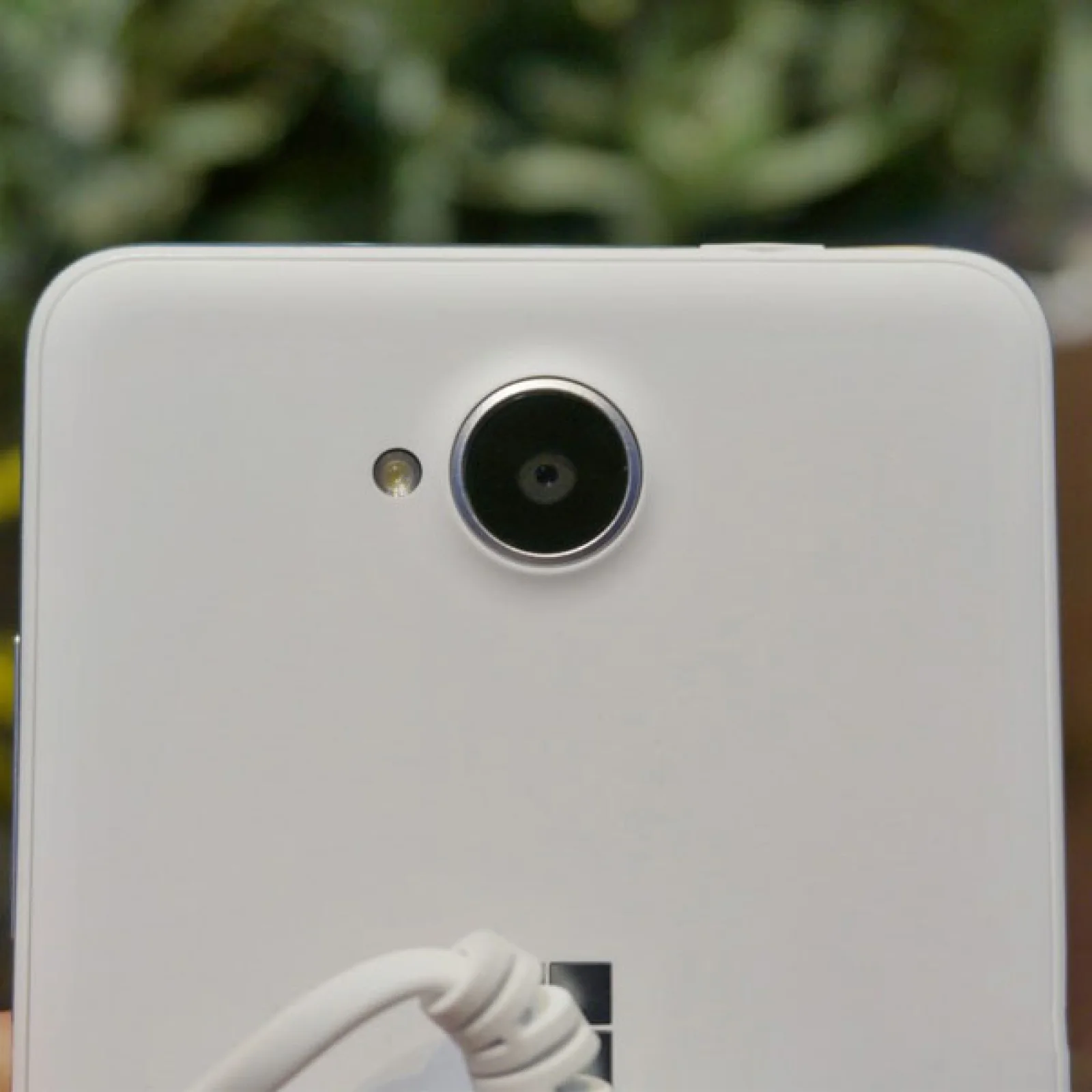 Смартфон Microsoft Lumia 650 Single Sim LTE White UA
