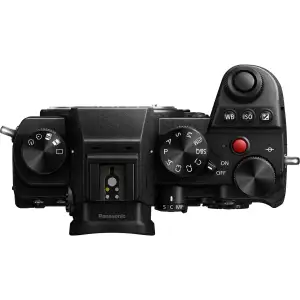 Фотоапарат Panasonic Lumix DC-S5 Body (DC-S5EE-K)
