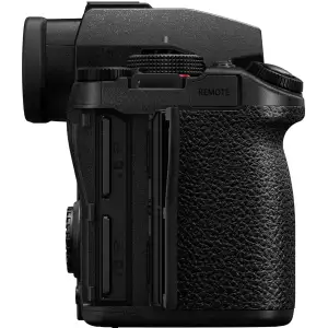 Фотоапарат Panasonic Lumix S DC-S5 II X Body Without charger (DC-S5M2X)