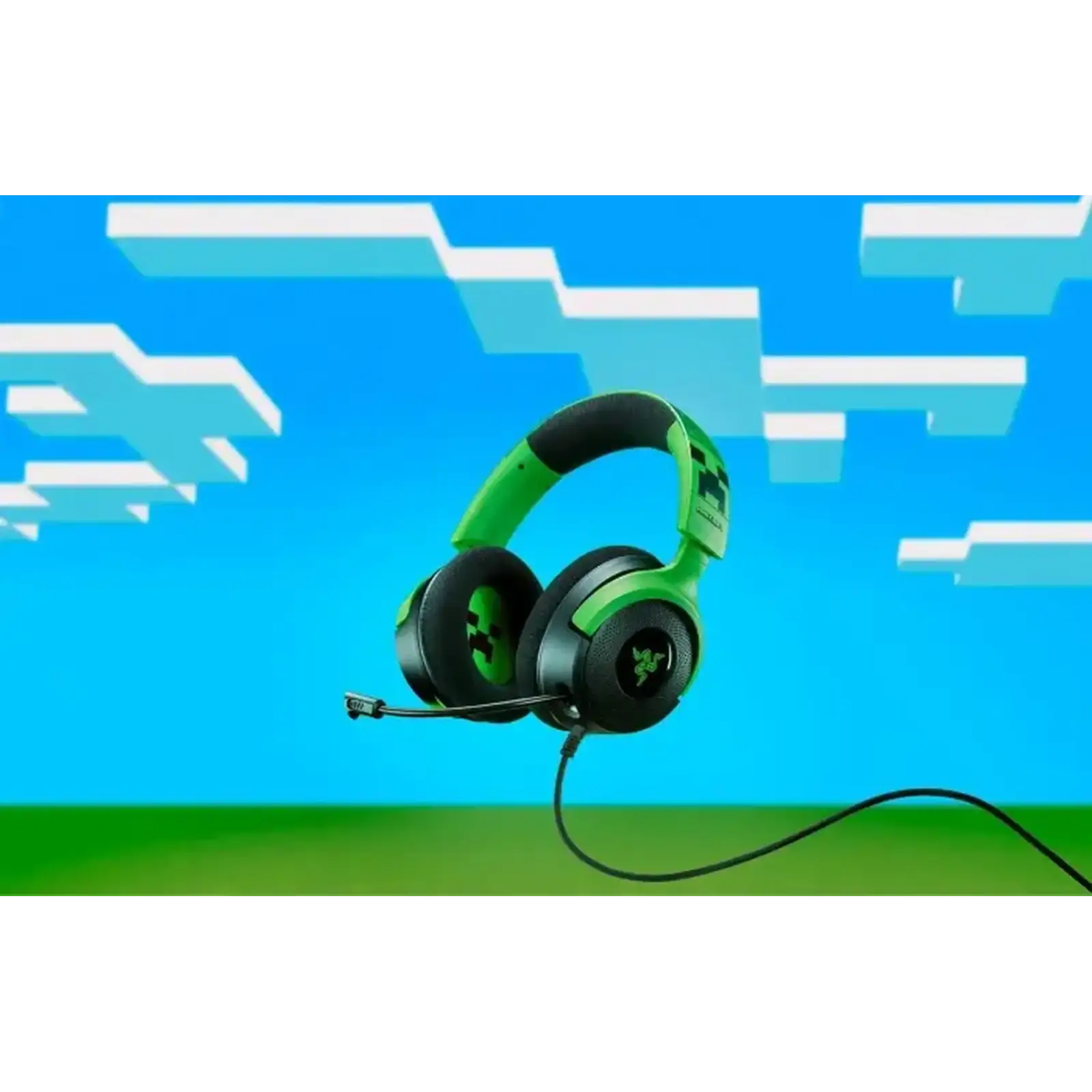Гарнітура Razer Kraken V4 X Minecraft Edition (RZ04-05180200-R3M1) UA