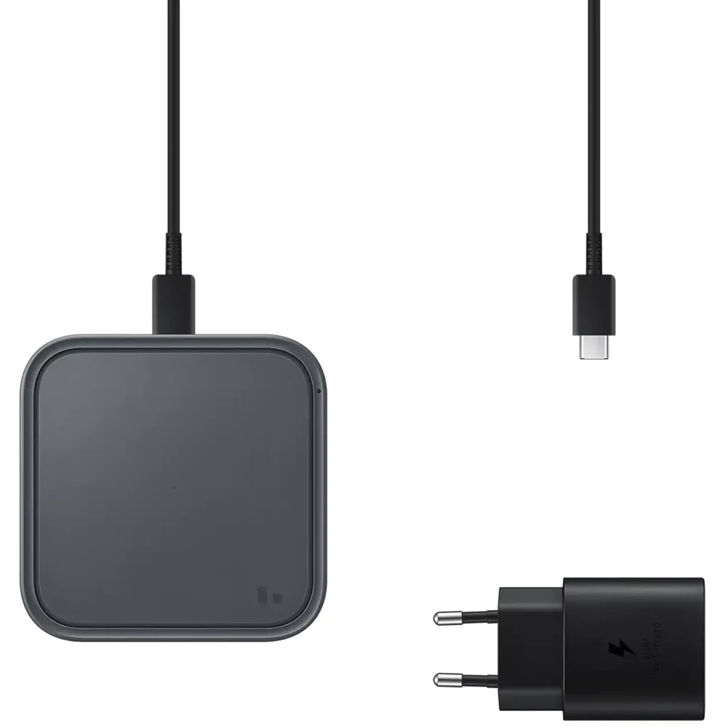 Бездротове зарядний пристрій Samsung Wireless Charger Pad 15W w/TA Black (EP-P2400TBRGRU)
