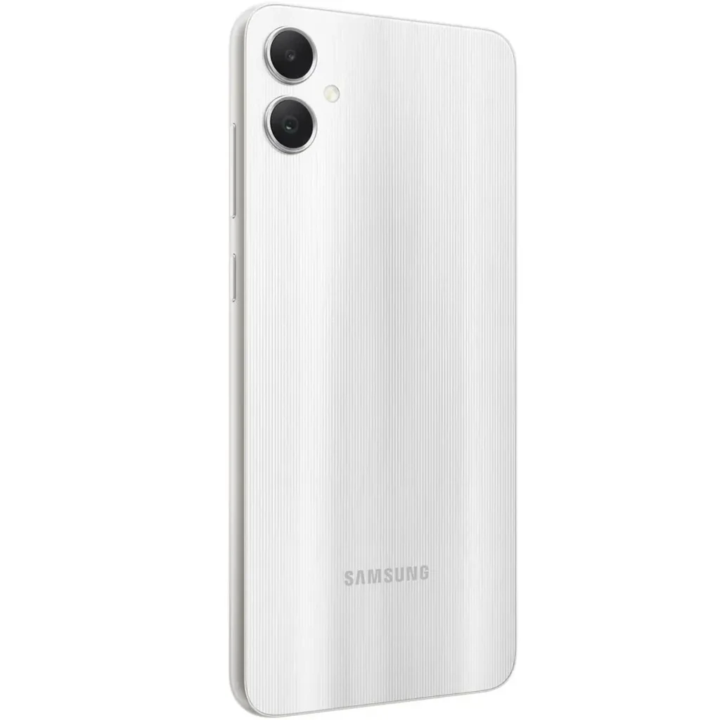 Смартфон Samsung Galaxy A05 4/128GB Silver (SM-A055FZSG) UA