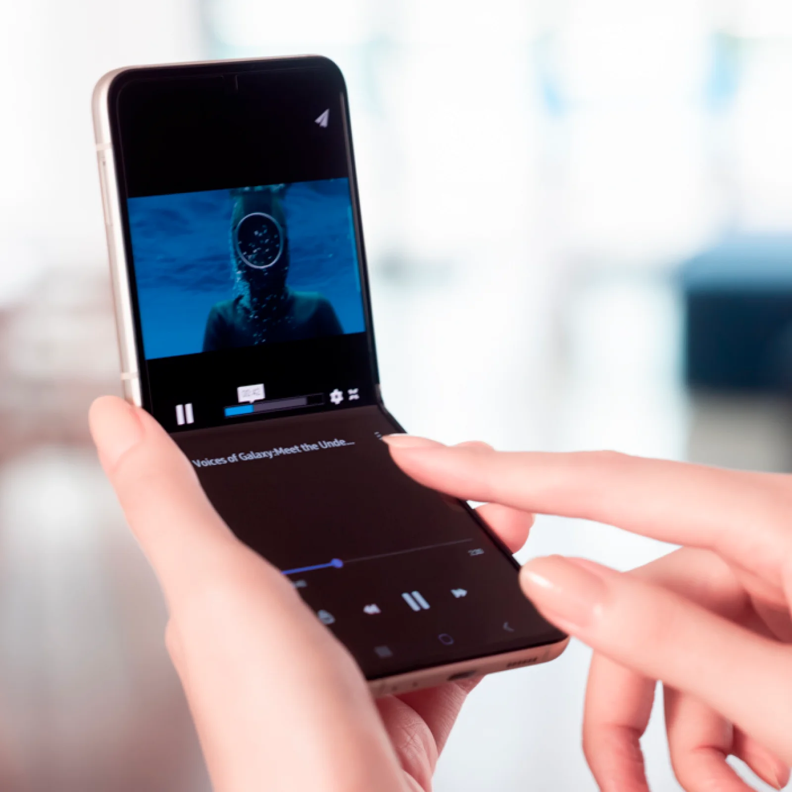 Смартфон Samsung Galaxy Z Flip3 5G 8/128GB Black (SM-F711BZKA) UA