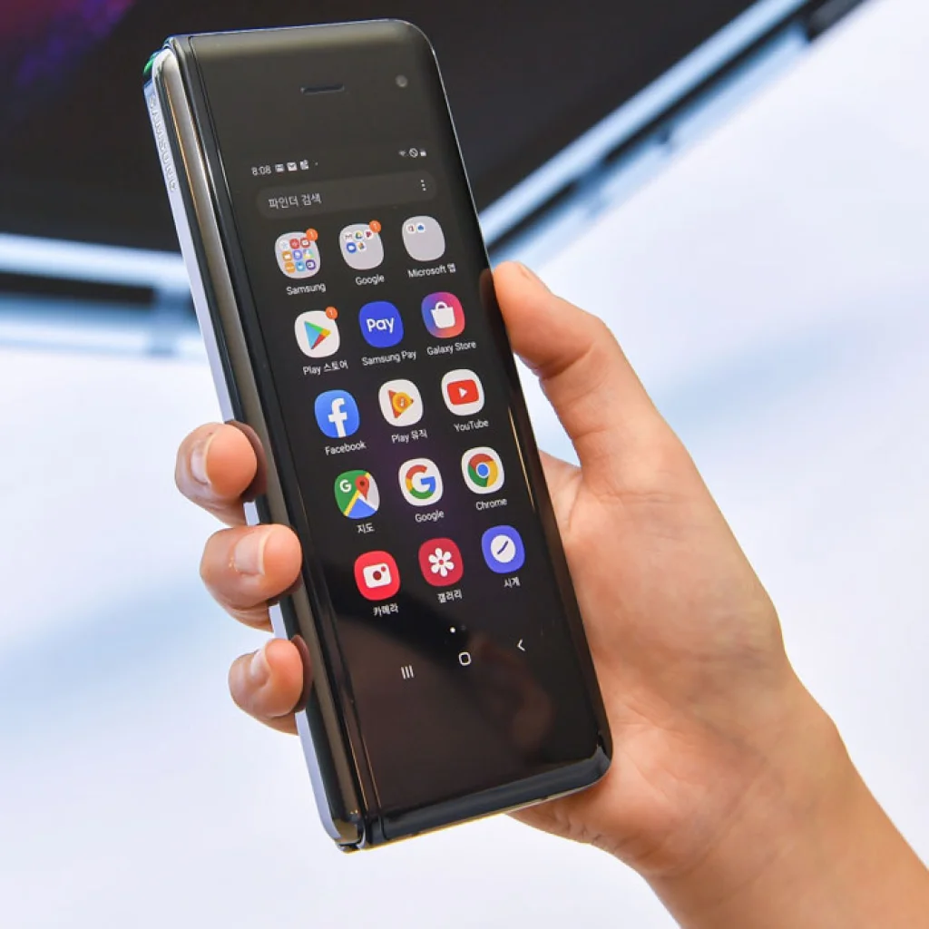 Смартфон Samsung Galaxy Fold SM-F900 12/512GB Black