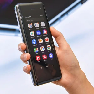 Смартфон Samsung Galaxy Fold SM-F900 12/512GB Black