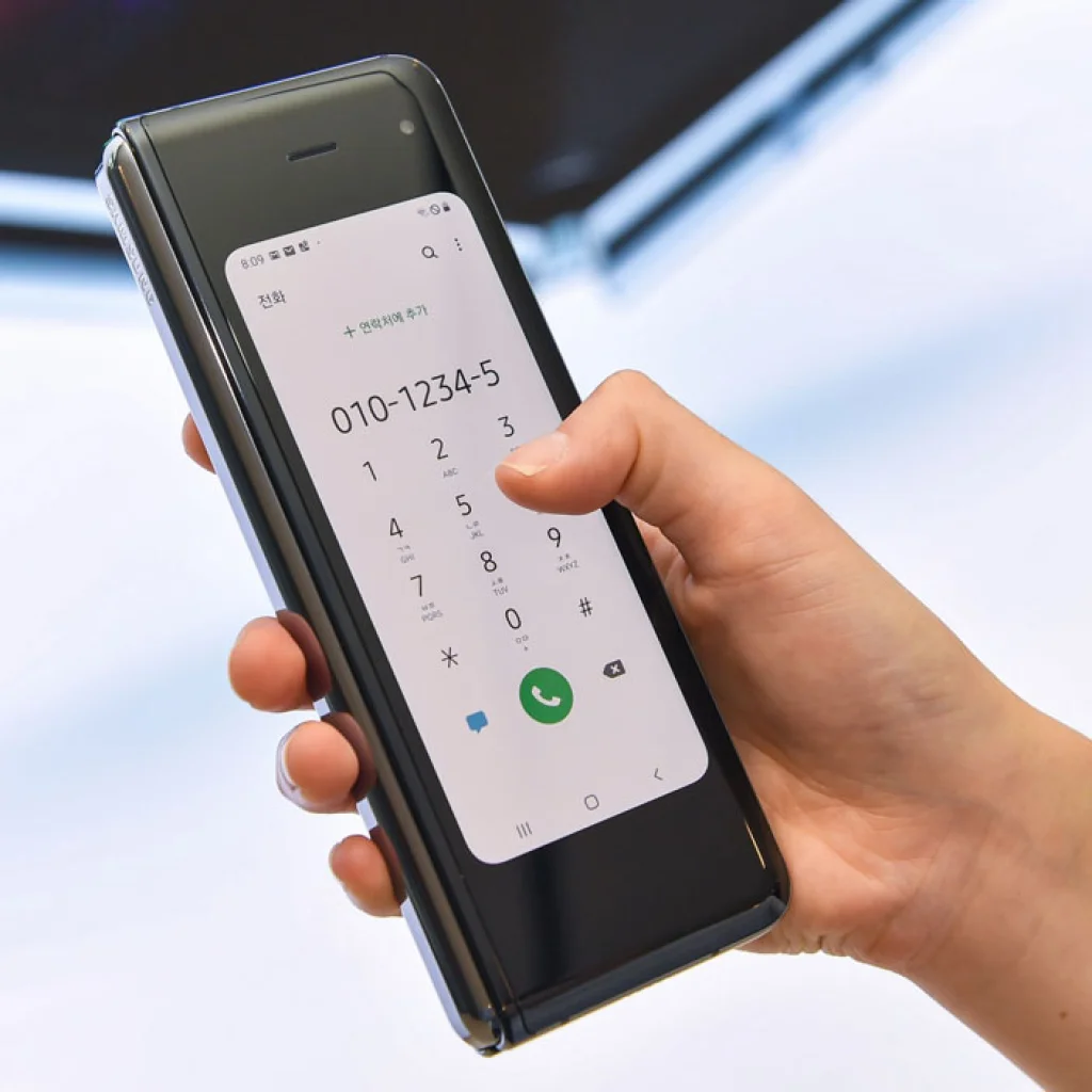 Смартфон Samsung Galaxy Fold SM-F900 12/512GB Black