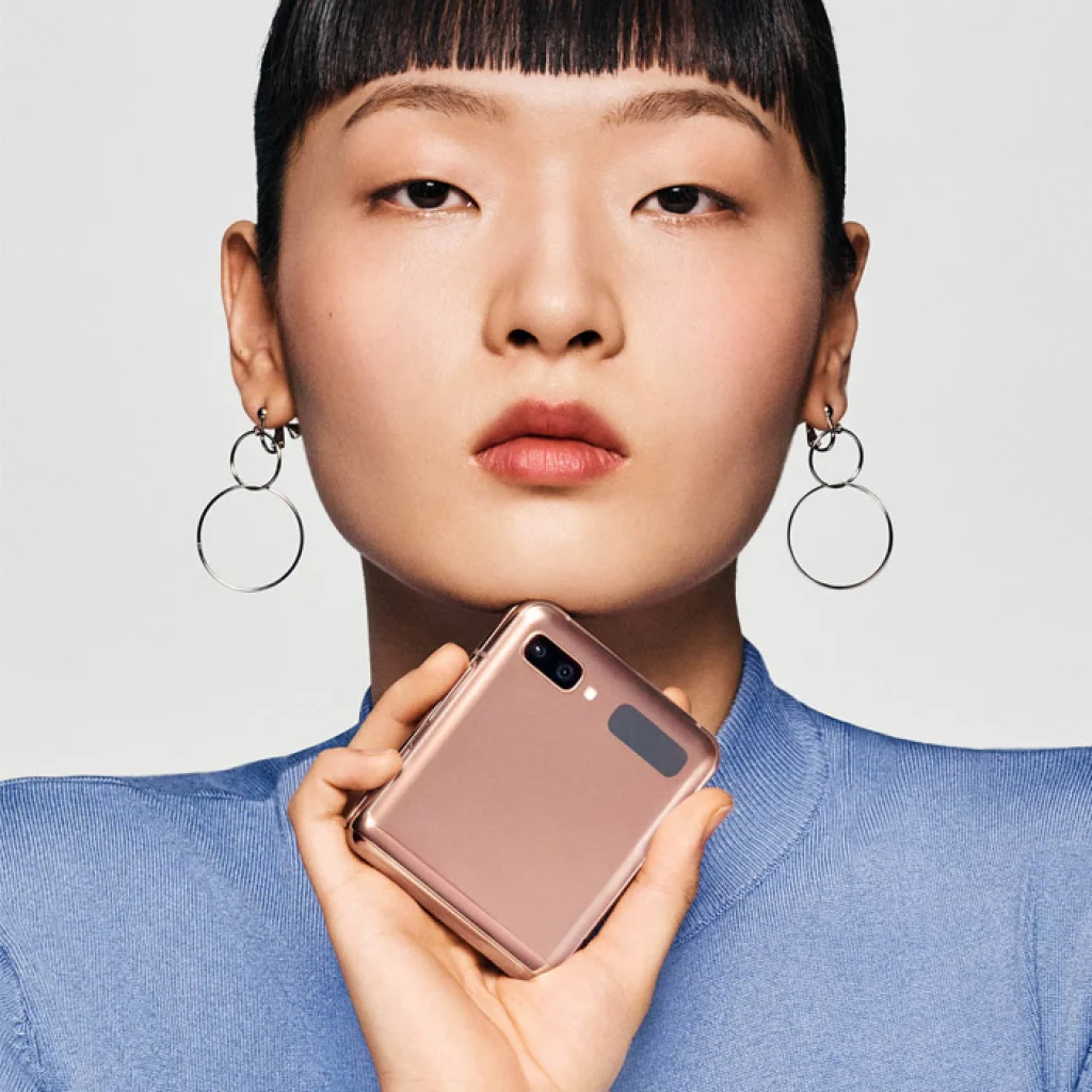 Смартфон Samsung Galaxy Z Flip 5G SM-F707 8/256GB Mystic Bronze