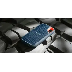 SSD зовнішній SanDisk Extreme Portable V2 4 TB (SDSSDE61-4T00-G25) UA