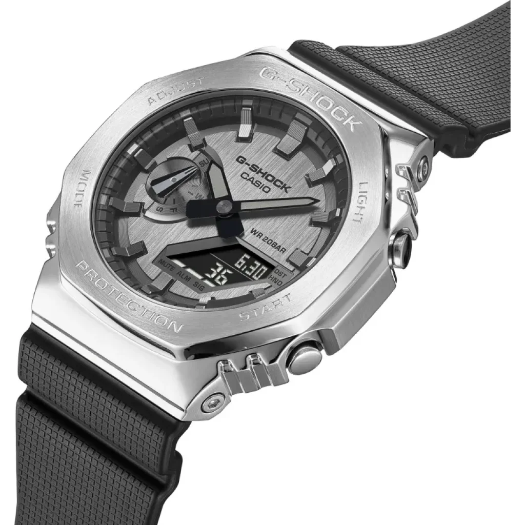 Часы Casio G-Shock GM-2100-1AER