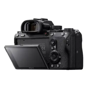 Беззеркальный фотоаппарат Sony Alpha A7 III Kit FE 28-60mm Black