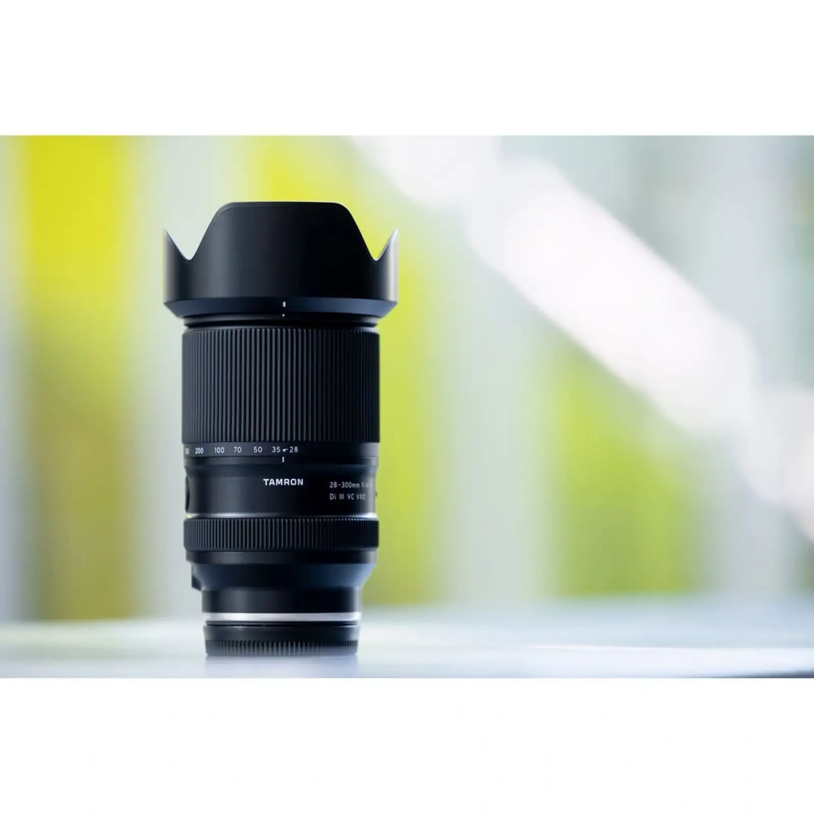 Універсальний об'єктив Tamron 28-300mm f/4-7.1 Di III VC VXD Sony E (A074)