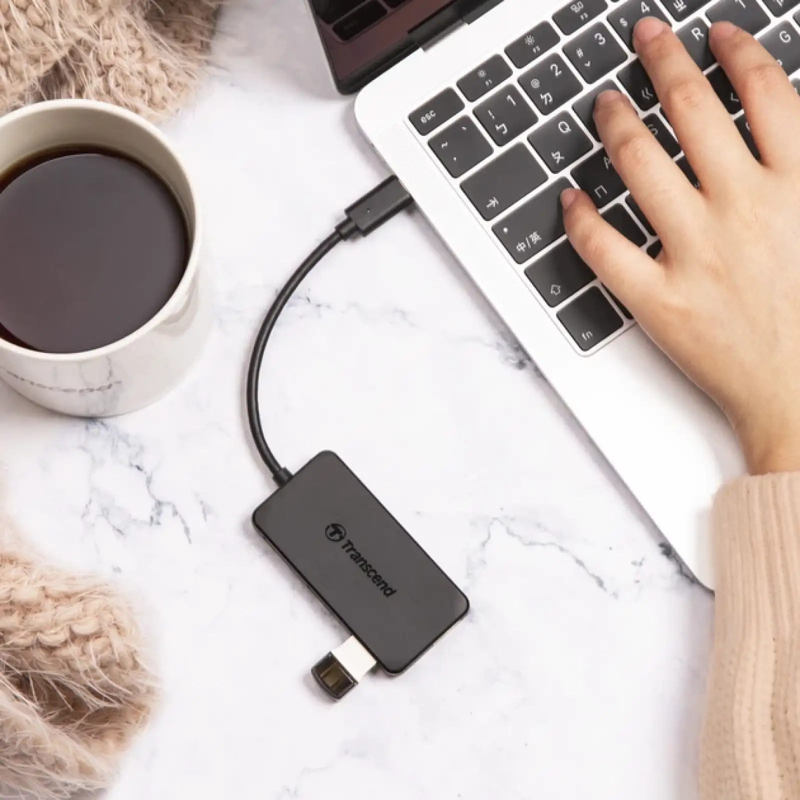 Кардрідер Transcend Type-C HUB 4 ports (TS-HUB2C) UA