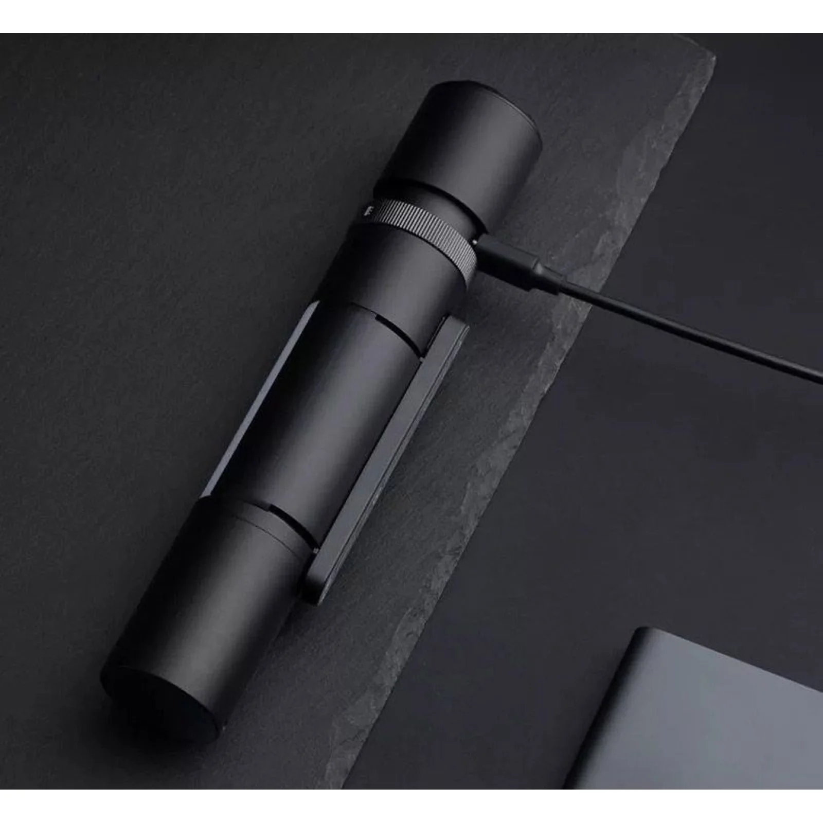 Фонарик ручной Xiaomi Mijia Multi-Functional Flashlight (MJSDT001QW)