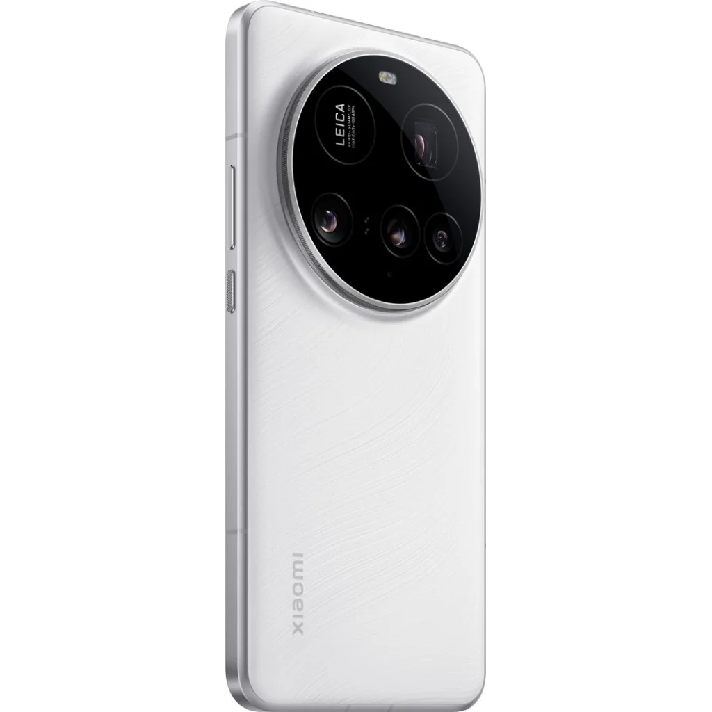 Смартфон Xiaomi 15 Ultra 16/512GB White (with Adapter) EU