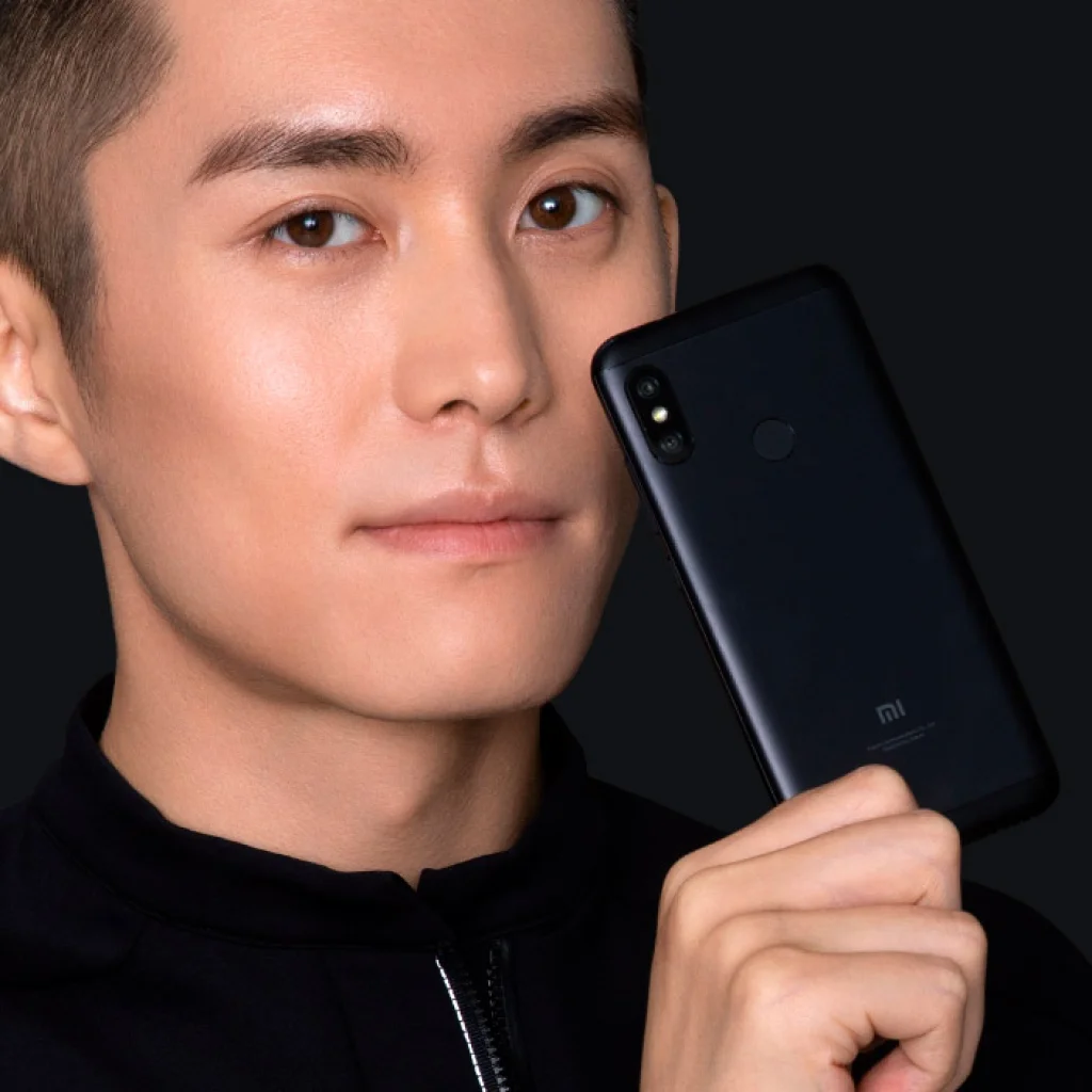 Смартфон Xiaomi Redmi 6 Pro 4/32Gb Black