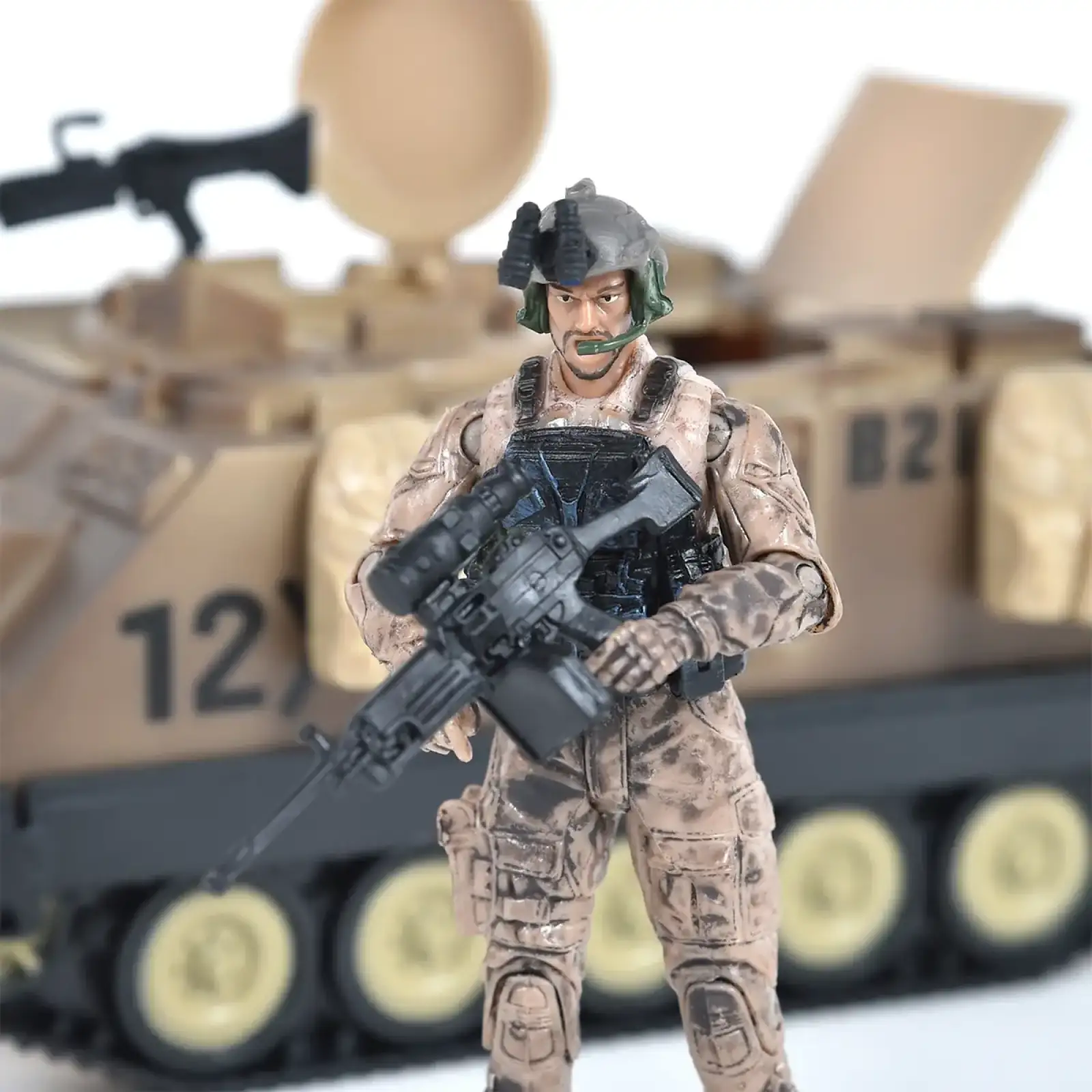 Ігровий набір ELITE FORCE —БРОНЕТРАНСПОРТЕР M113 (БТР, фігурка, аксес.) (101857)