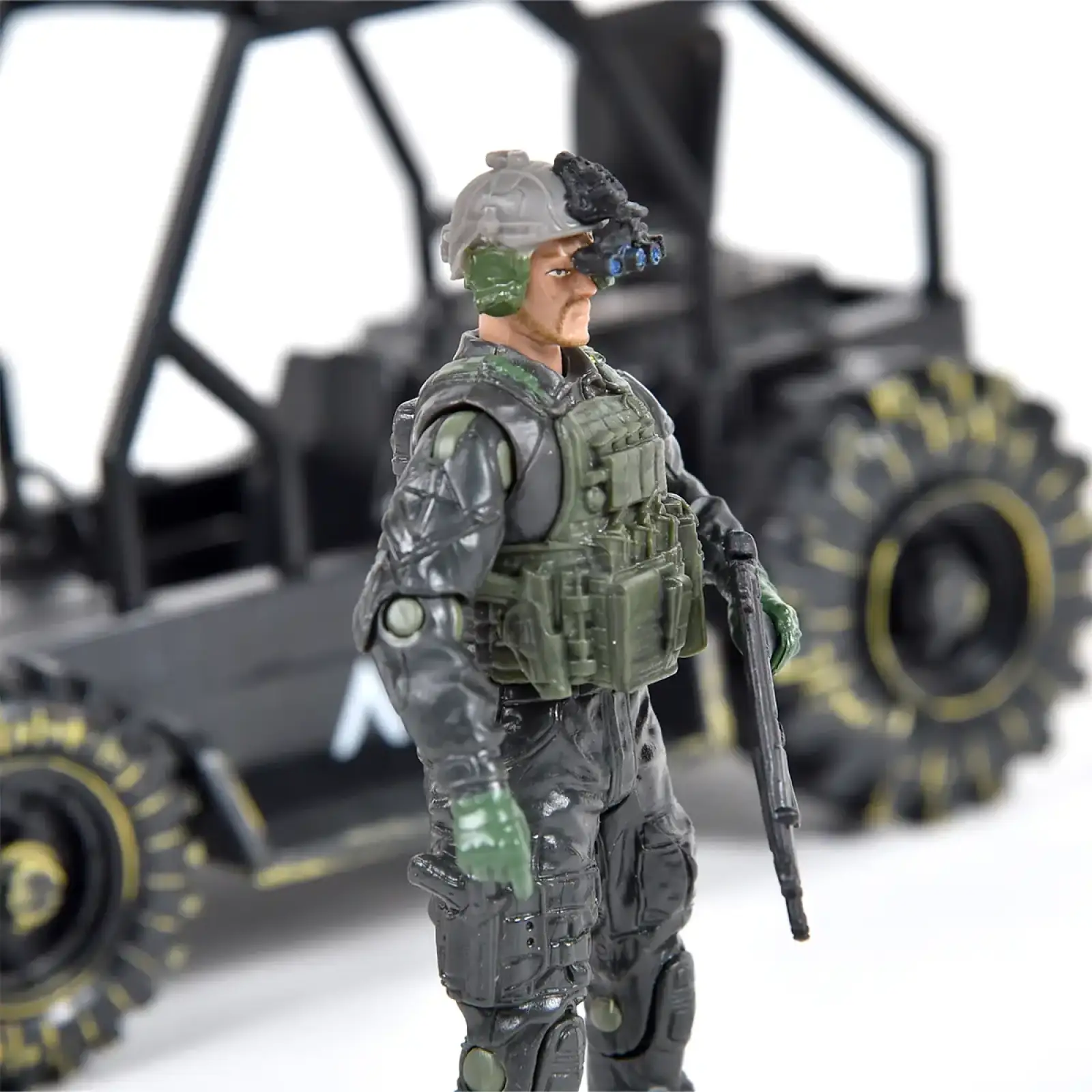 Игровой набор ELITE FORCE — ШТУРМОВАЯ МАШИНА 