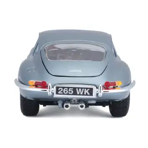 Автомодель JAGUAR E-TYPE COUPE (1961) (1:18) Bburago (18-12044)