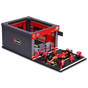 Игровой набор - PIT PASS FERRARI SF-24 (1:43) Bburago (18-36862 (#16))