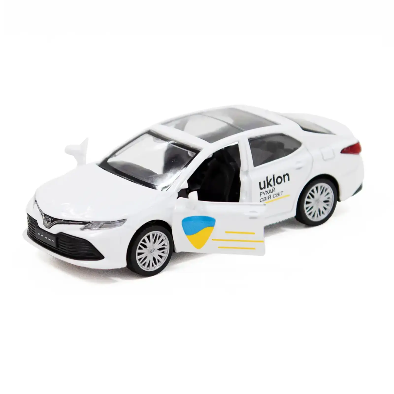 Автомодель TOYOTA CAMRY UKLON (белый) TechnoDrive (250291)