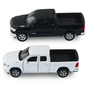 Автомодель - RAM 1500 2019 (білий, чорний) TechnoDrive (250385W)