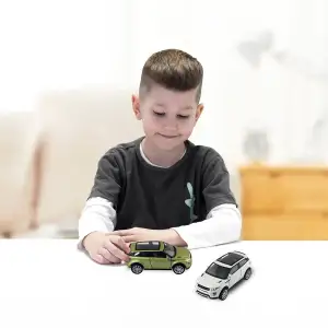 Автомодель LAND ROVER RANGE ROVER EVOQUE (белый, зеленый) TechnoDrive (250388W)
