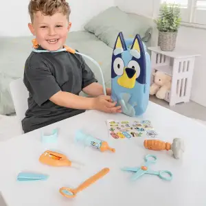 Игровой набор BLUEY – КЕЙС ДОКТОРА БЛУИ Bluey Roleplay (1500015)