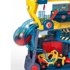 Ігровий набір SUPERTHINGS S – ШТАБ-КВАРТИРА (штаб, машина, 3 фігурки) (PSTSP112IN40)