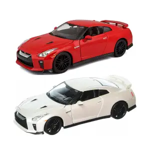 Автомодель - NISSAN GT-R (асорті червоний, білий металік, 1:24) Bburago (18-21082)