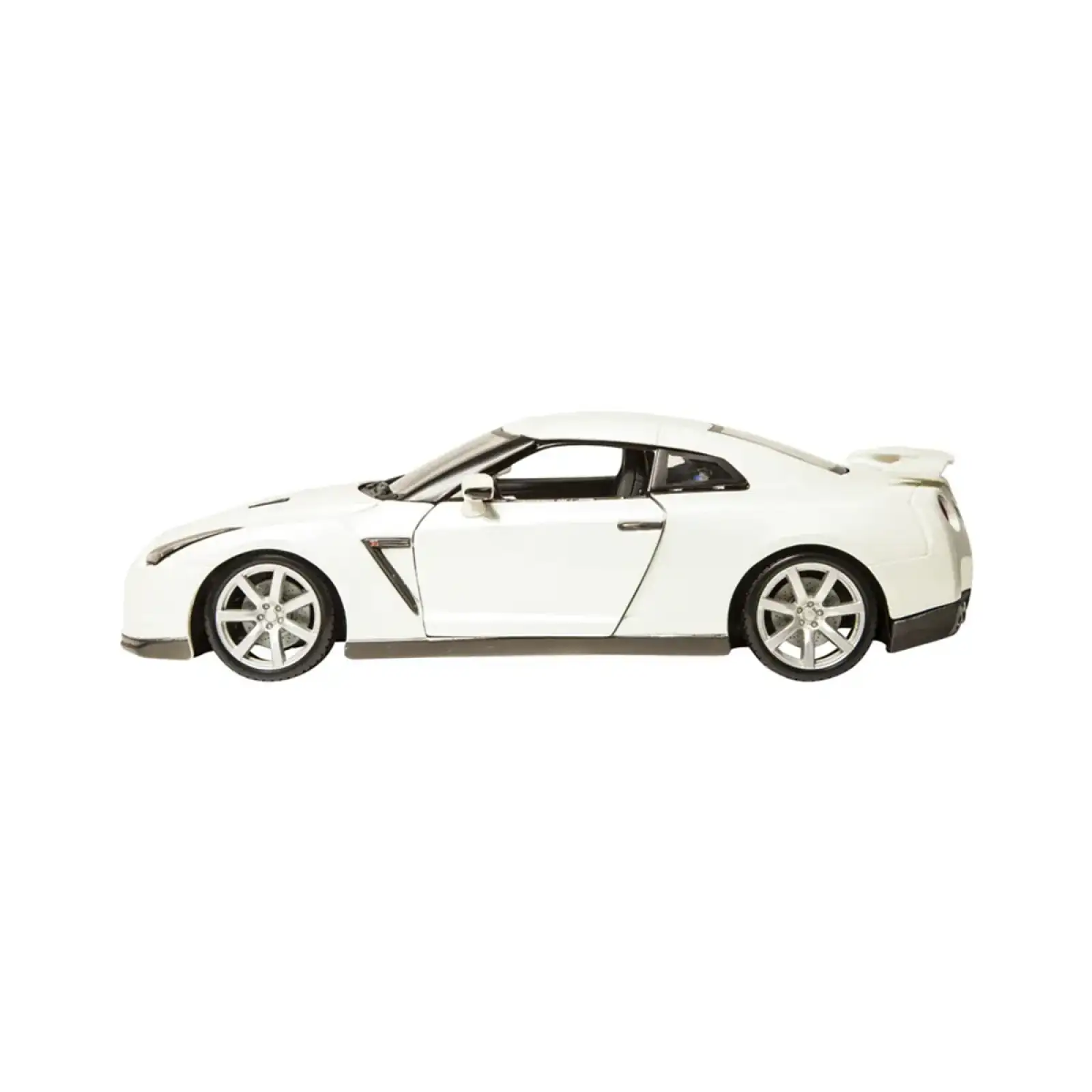 Автомодель - NISSAN GT-R (асорті червоний, білий металік, 1:24) Bburago (18-21082)