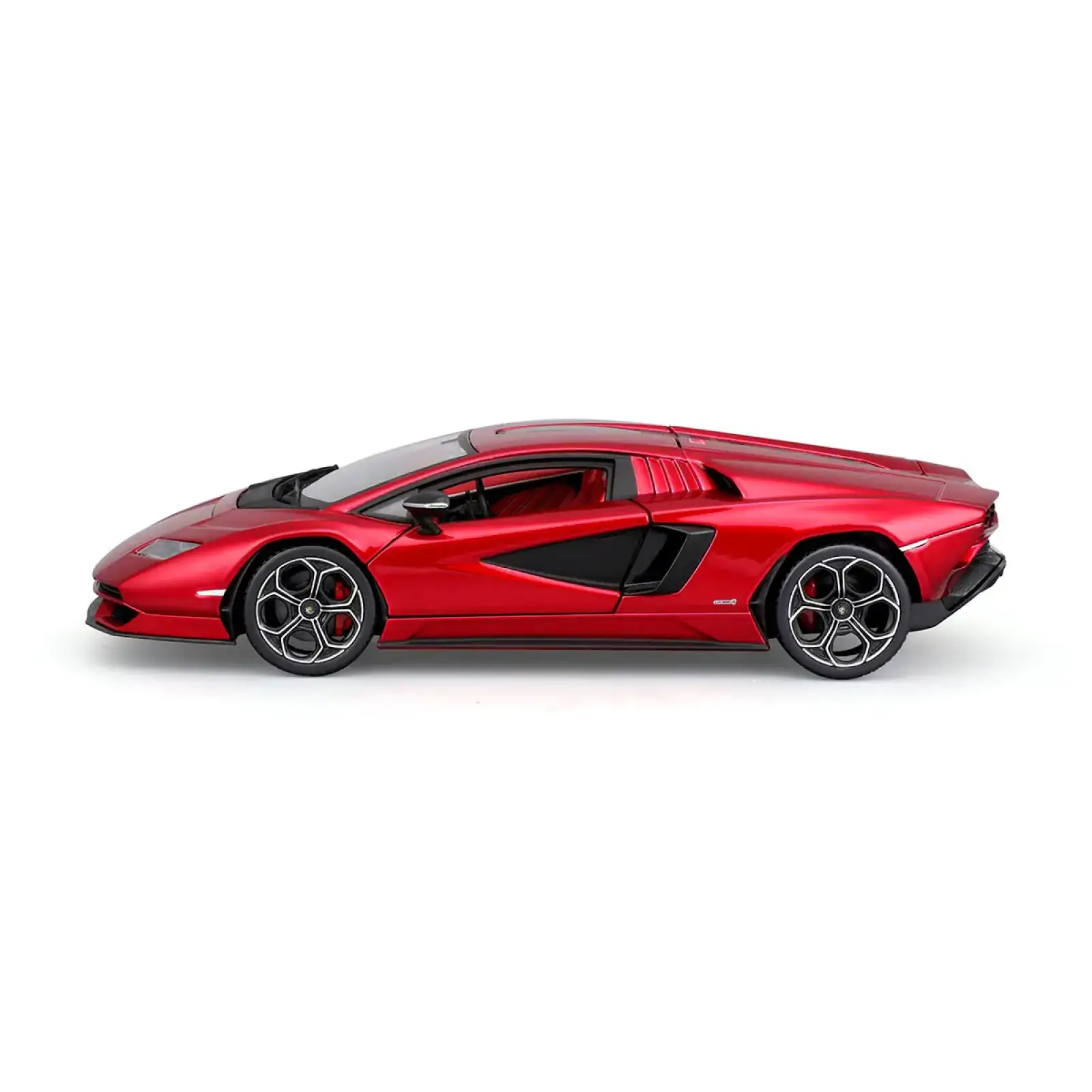 Автомодель LAMBORGHINI COUNTACH LPI 800-4 (біла, 1:24) Bburago (18-21102)