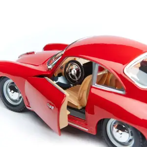 Автомодель PORSCHE 356B (1961) (ассорти слоновая кость, красный, 1:24) Bburago (18-22079)