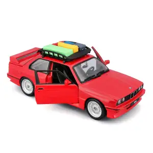 Автомодель – BMW M3 EUROTREK (1988) (1:24) Bburago (18-23014)
