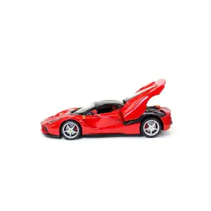Автомодель LAFERRARI (ассорти красный, белый, 1:24) Bburago (18-26001)
