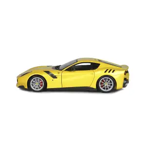 Автомодель FERRARI F12TDF (ассорти желтый, красный, 1:24) Bburago (18-26021)