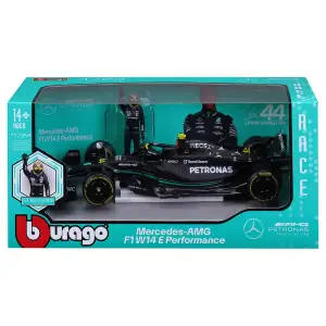 Автомодель з фігуркою - MERCEDES-AMG F1 W14 E PERFORMANCE (1:24) Bburago (18-28037)