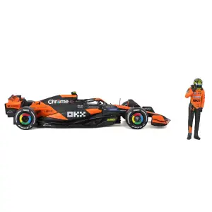 Автомодель з фігуркою - MCLAREN MCL38 (1:24) Bburago (18-28040)
