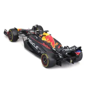 Авто-конструктор ORACLE RED BULL RACING RB19 (1:24) Bburago (18-28507)