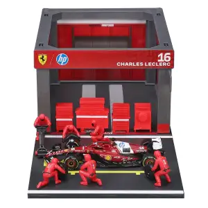 Ігровий набір - PIT PASS FERRARI SF-25 (1:43) Bburago (18-36865)