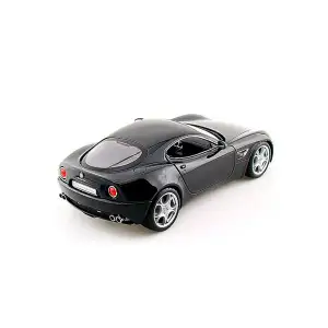 Автомодель - ALFA 8C COMPETIZIONE (2007) (червоний металік, 1:32) Bburago (18-43004)