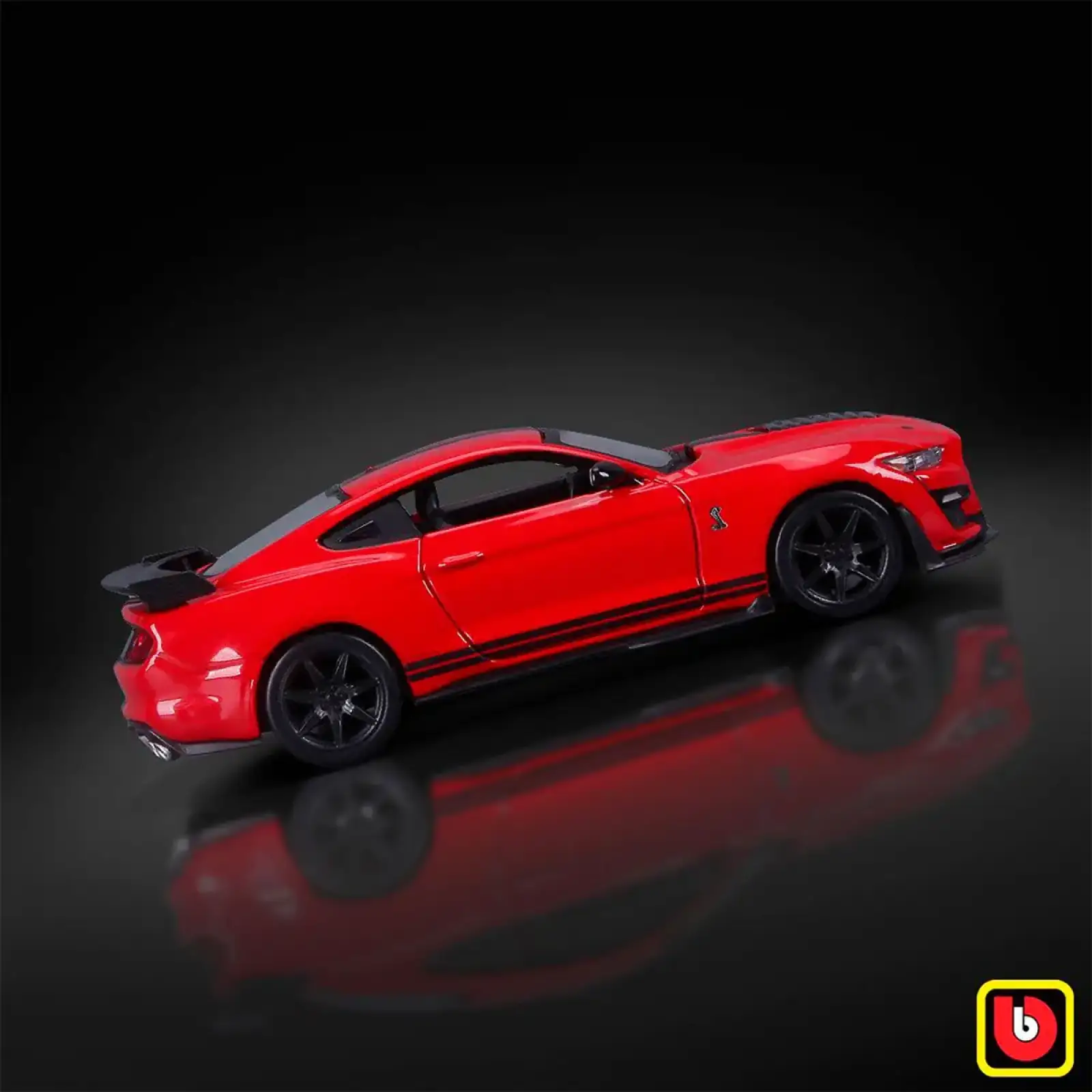 Автомодель FORD SHELBY GT500 (1:32) Bburago (18-43050)