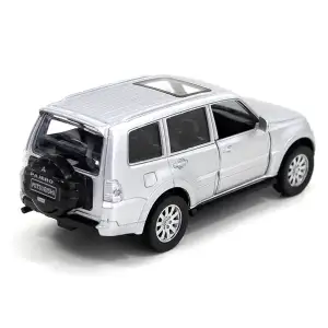 Автомодель - MITSUBISHI PAJERO 4WD TURBO (сріблястий) TechnoDrive (250282)
