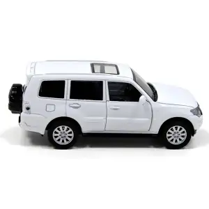 Автомодель MITSUBISHI PAJERO 4WD TURBO (белый) TechnoDrive (250283)