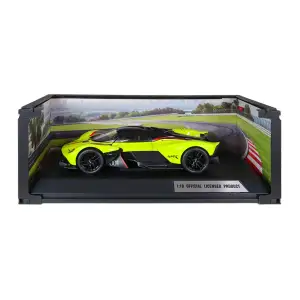Автомодель ASTON MARTIN VALKYRIE (жёлтый, 1:18) TechnoDrive (250937AMVKLG)
