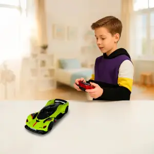 Автомобиль KS DRIVE на р/у - ASTON MARTIN VALKYRIE (1:24, 2.4 ГГц, зелёный) (250GAVGG)