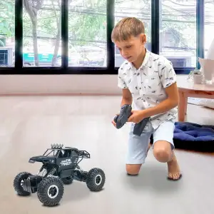 Автомобиль OFF-ROAD CRAWLER на р/у – WHERE THE TRAIL ENDS (матов.черн., аккум.7.2V, мет.корпус,1:14) Sulong Toys (SL-121RHMBl)