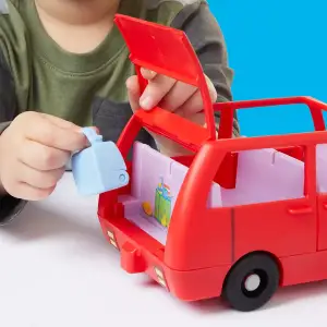 Игровой набор PEPPA FIGURINES – БОЛЬШОЙ СЕМЕЙНЫЙ АВТОМОБИЛЬ ПЕППИ Peppa Pig (G0541)