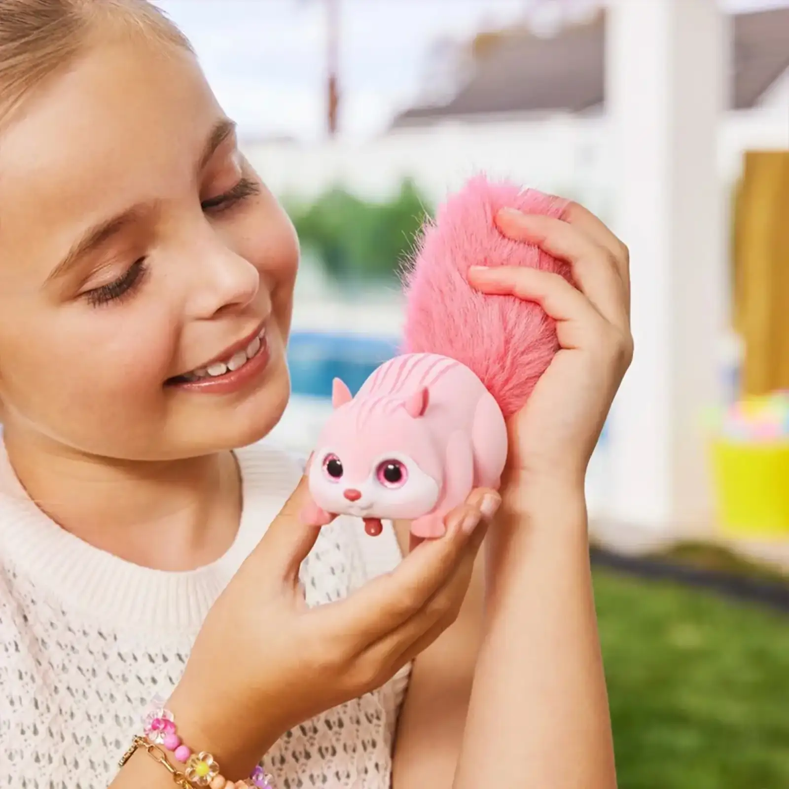Интерактивная игрушка PETS ALIVE S1 – БЕЛОЧКА (розовый) Pets & Robo Alive (9565B)